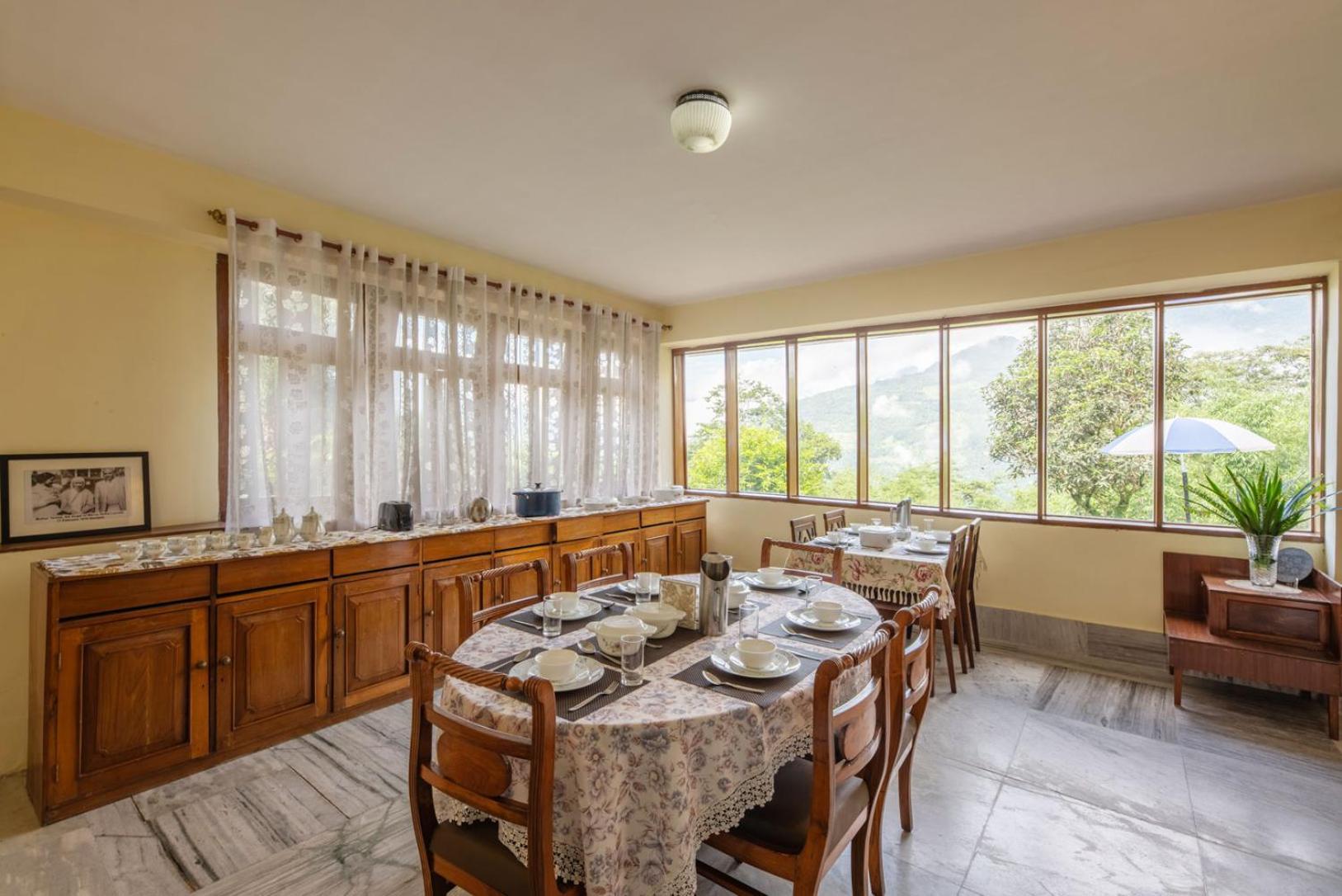 La Ipsing Farm By Stayvista - 3 Bhk Villa With Balcony, Mountain View, Indoor Games, And Pet Friendly Samdong Exterior foto