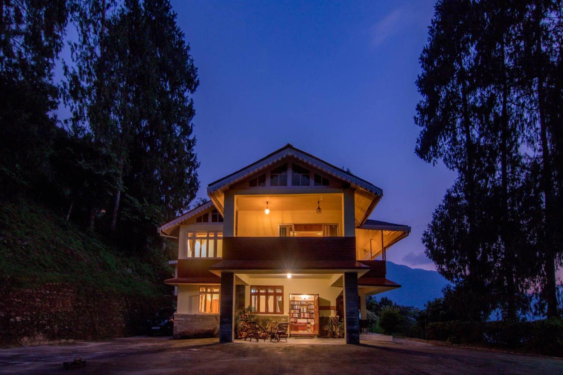 La Ipsing Farm By Stayvista - 3 Bhk Villa With Balcony, Mountain View, Indoor Games, And Pet Friendly Samdong Exterior foto